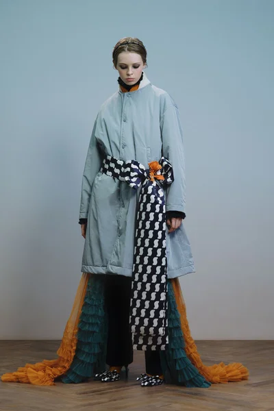 Look 37